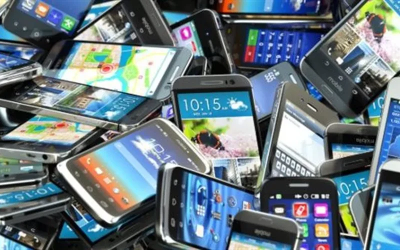 قبل رمضان 2026.. قرار جمركي جديد يغير أسعار الهواتف الذكية في مصر